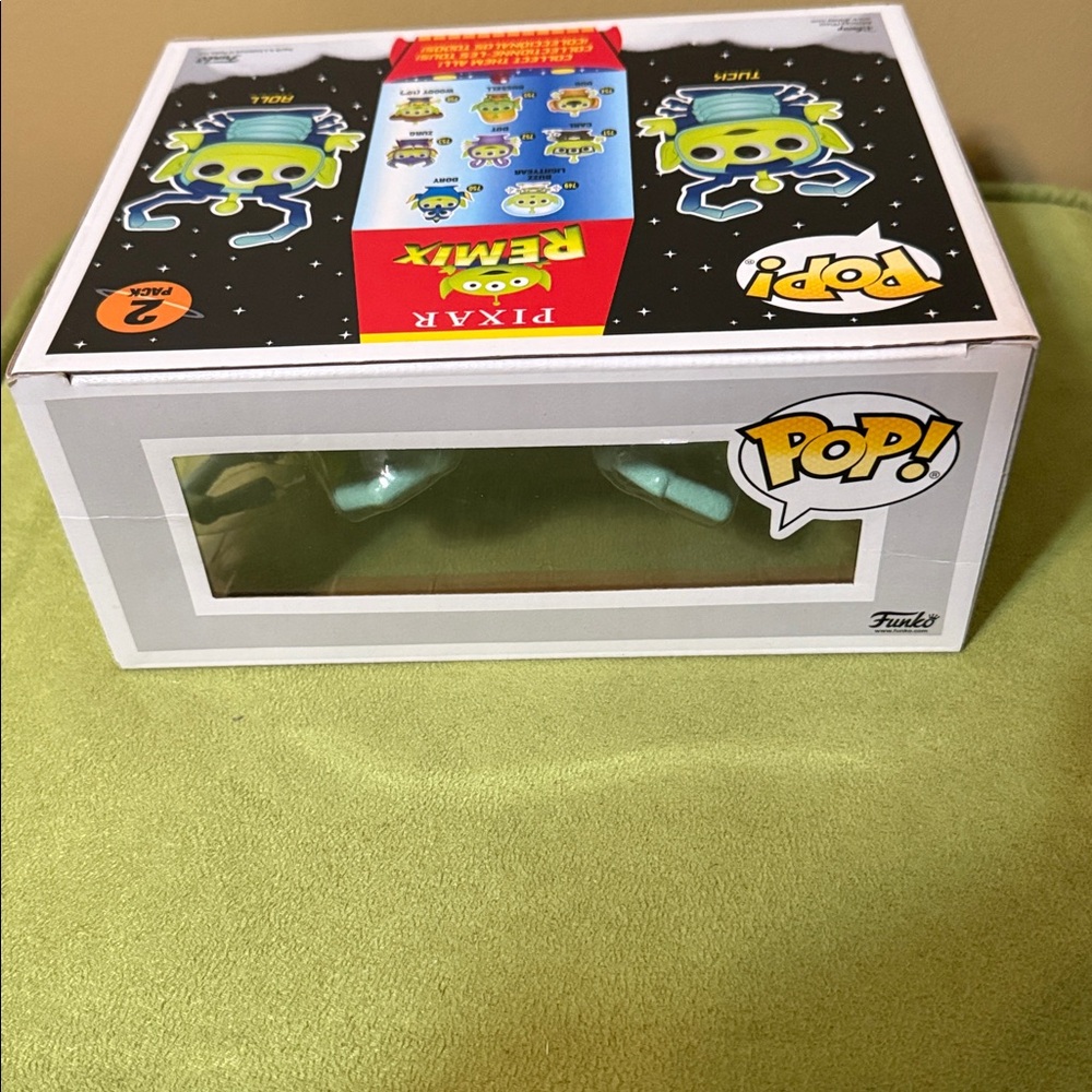 Funko Pop! Disney: Pixar - 2 Pack Alien As Tuck & Roll - Picture 8 of 9